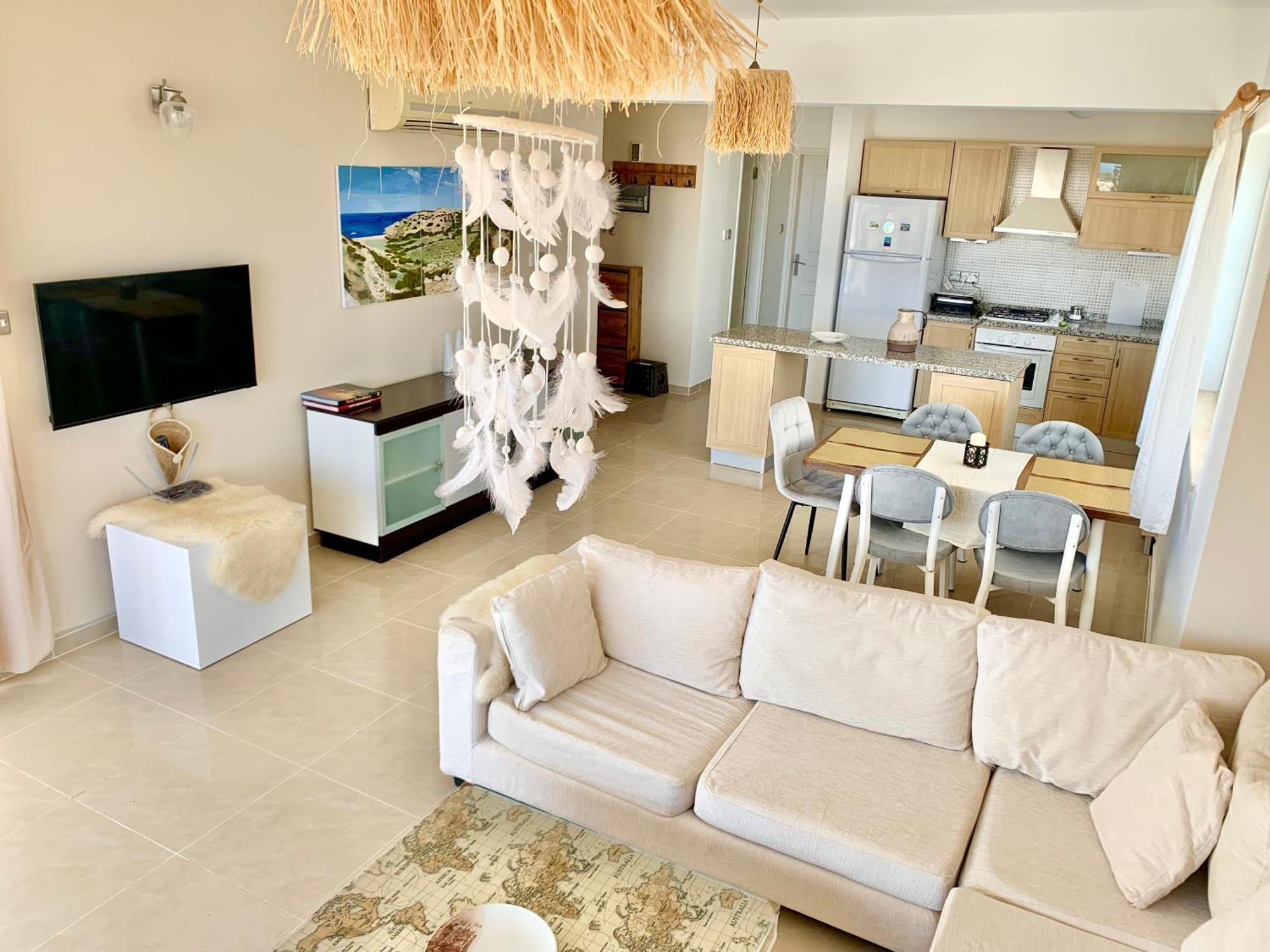 Boho Bay Akanthou